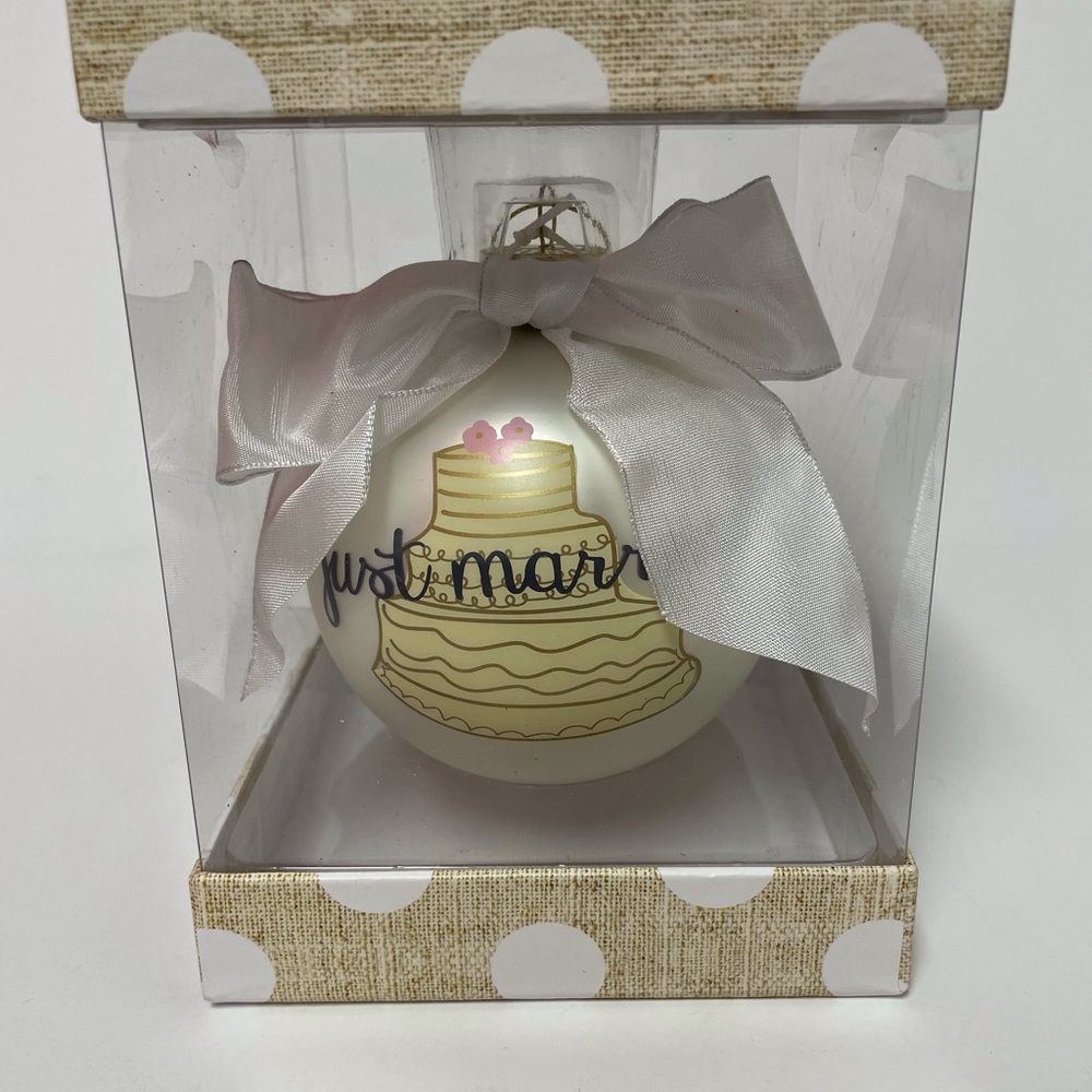 ‘’Just Married” Christmas Ornament